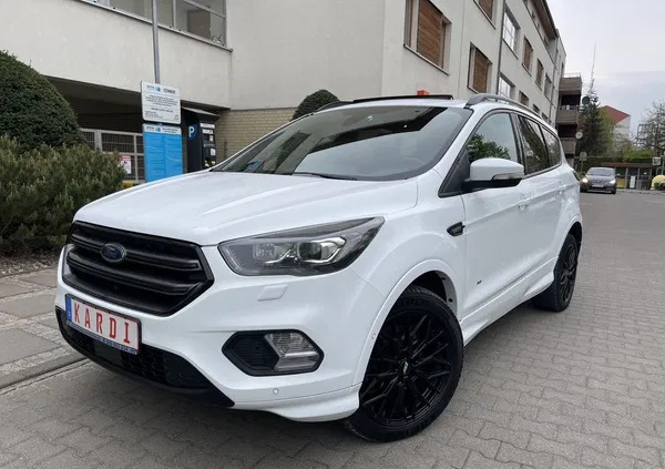 samochody osobowe Ford Kuga cena 65900 przebieg: 187000, rok produkcji 2018 z Szczecin